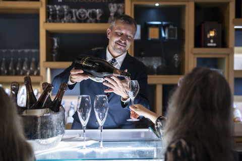 Un incontro di grande eccellenza a Milano: lo Champagne Isos, creato da Les Fa’Bulleuses e il riso Carnaroli Isos di Campo dell’Oste protagonisti di una cena emozionante al VOCE di Aimo e Nadia