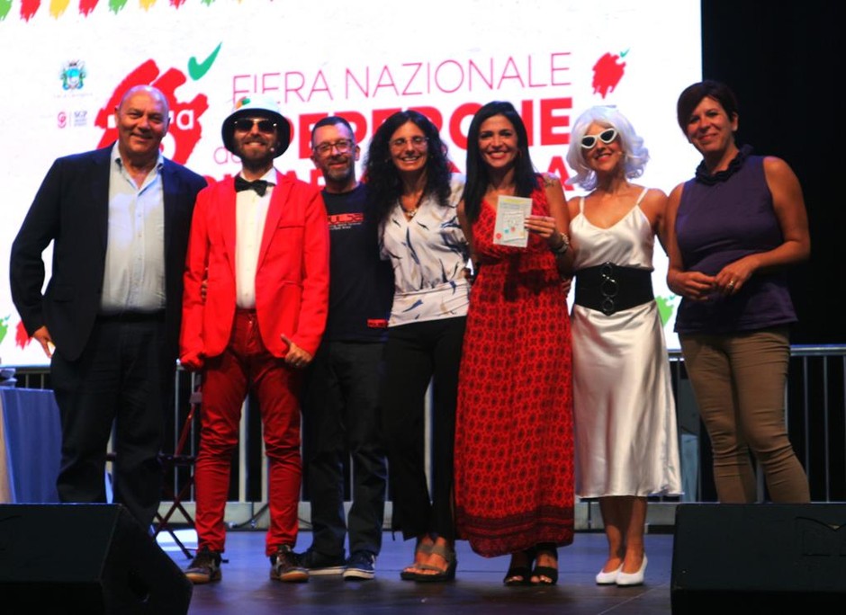 Grande successo per l'anteprima nazionale dello spettacolo di teatro scientifico &quot;Confessione di una vitamina&quot;, ideato da Renata Cantamessa.