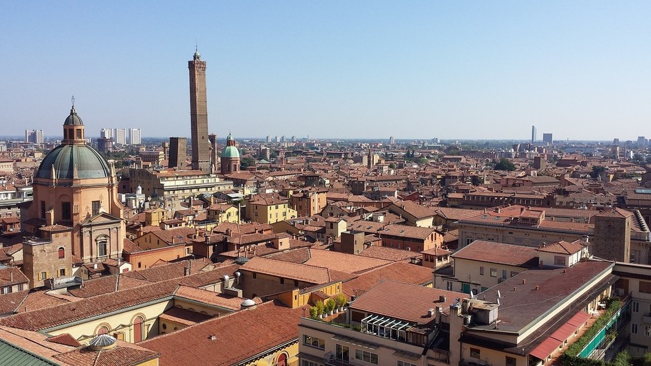 I 7 migliori consigli per guidare a Bologna: consigli preziosi per un'esperienza fluida