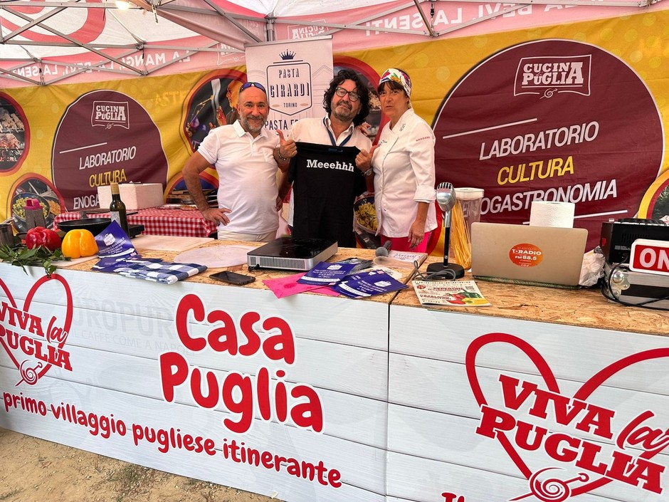 Sapori, profumi e musica pugliese alla 75esima edizione della Fiera Nazionale del Peperone di Carmagnola nel villaggio Viva la Puglia [VIDEO]