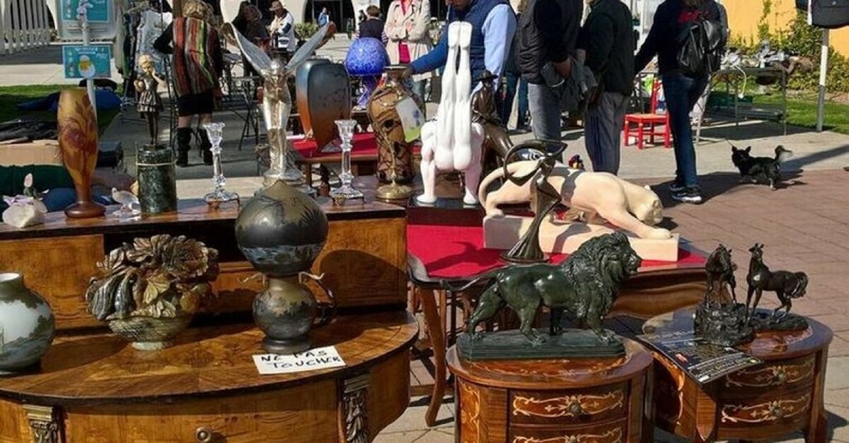 Tanti oggetti e tante curiosità nei marché à la brocante della Costa Azzurra