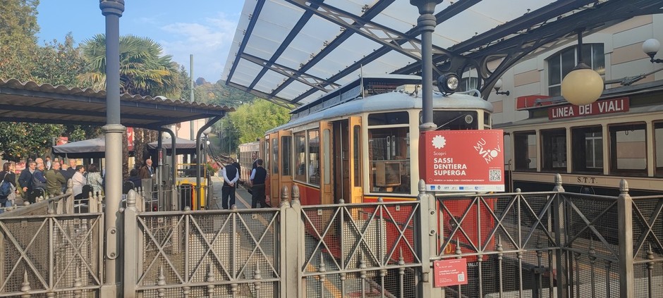 A Torino un regalo per i turisti: la Tranvia Sassi-Superga aperta tutti i giorni durante le acanze natalizie