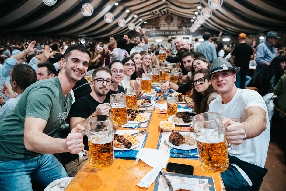 Torino brinda alla Baviera: la prima Paulaner Oktoberfest chiude con numeri da record