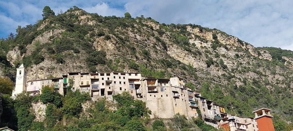 Alpes Maritimes: alla scoperta di Touët-sur-Var (Foto)