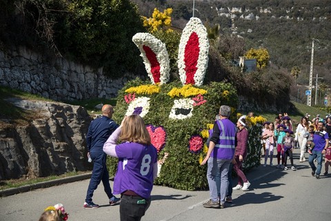 Tourrettes sur Loup in anteprima il manifesto della Fête des Violettes